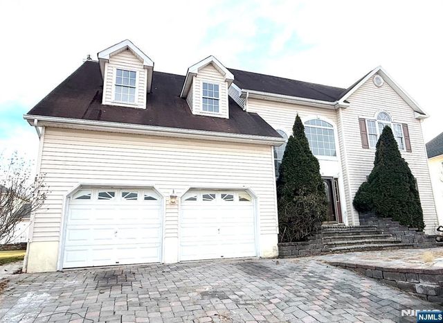 11 Decicco Drive, Raritan, NJ 08869