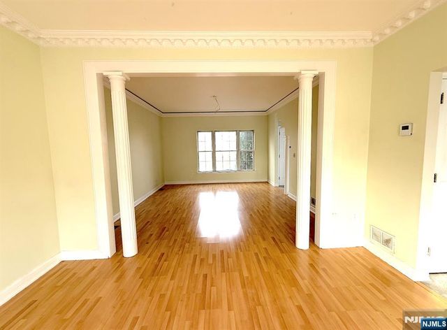 11 Decicco Drive, Raritan, NJ 08869