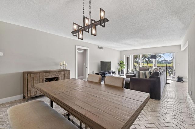 4500 Gefion Court 106, Lake Worth, FL 33467