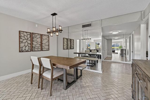 4500 Gefion Court 106, Lake Worth, FL 33467