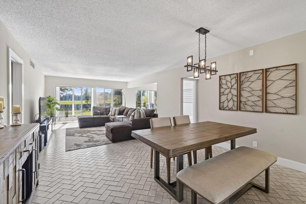 4500 Gefion Court 106, Lake Worth, FL 33467