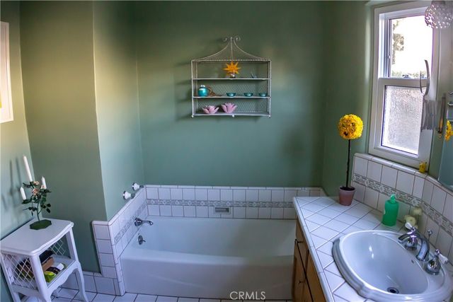 3769 Mound View, Studio City, CA 91604