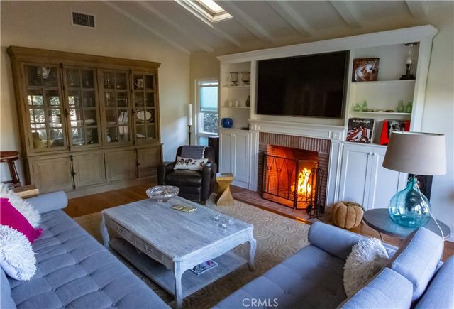 3769 Mound View, Studio City, CA 91604