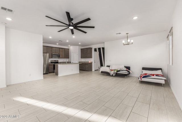 15167 W DESERT BLOOM Street, Goodyear, AZ 85338