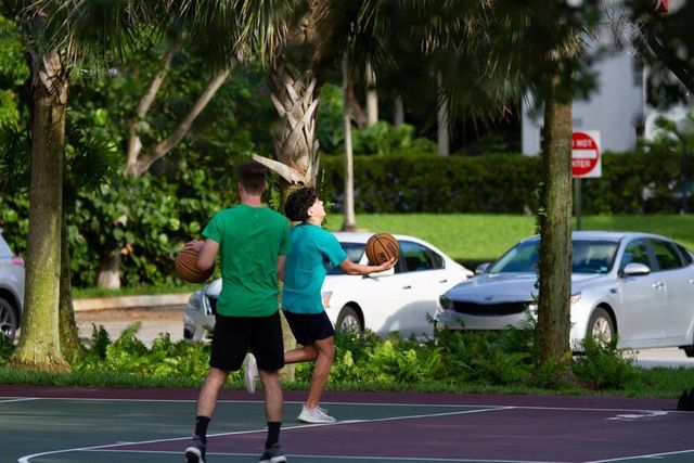 4083 Sunset Way, Pompano Beach, FL 33069