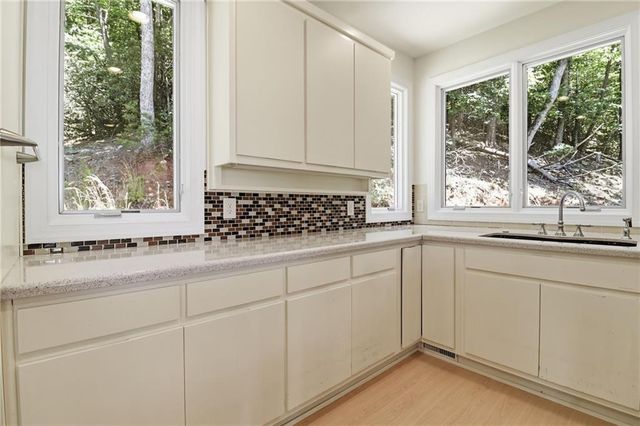 98 Wrens Nest, Big Canoe, GA 30143
