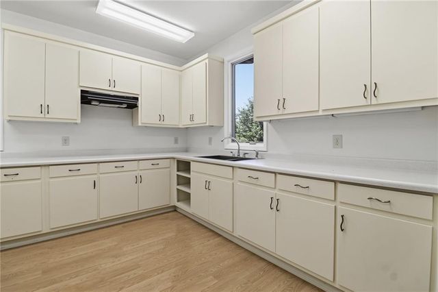 98 Wrens Nest, Big Canoe, GA 30143