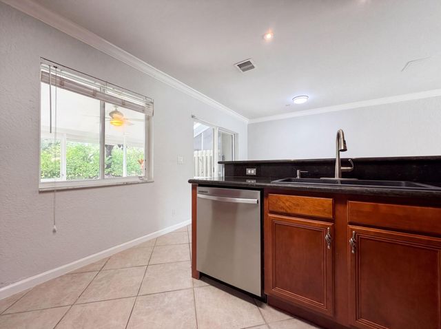 1480 47th, Deerfield Beach, FL 33442