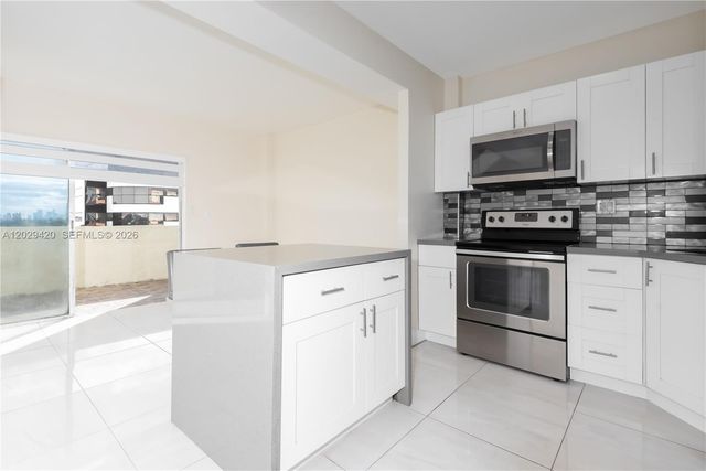 300 NW 42nd Avenue 411, Miami, FL 33126