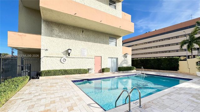 300 NW 42nd Avenue 411, Miami, FL 33126