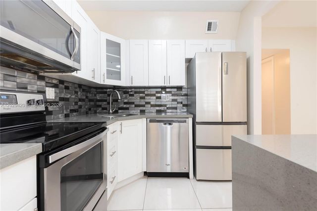 300 NW 42nd Avenue 411, Miami, FL 33126