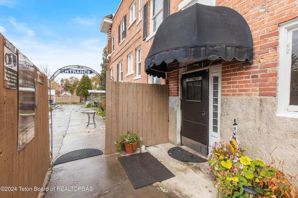 94 N CENTER ST, Lava Hot Springs, ID 83246 photo 15