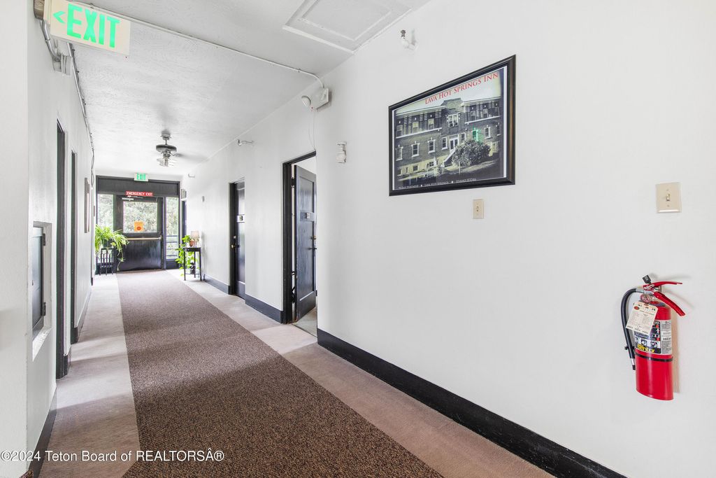 94 N CENTER ST, Lava Hot Springs, ID 83246 photo 20