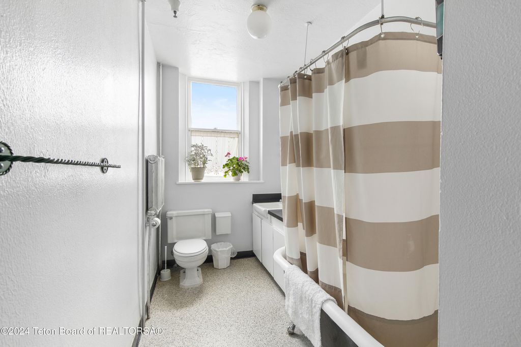 94 N CENTER ST, Lava Hot Springs, ID 83246 photo 45