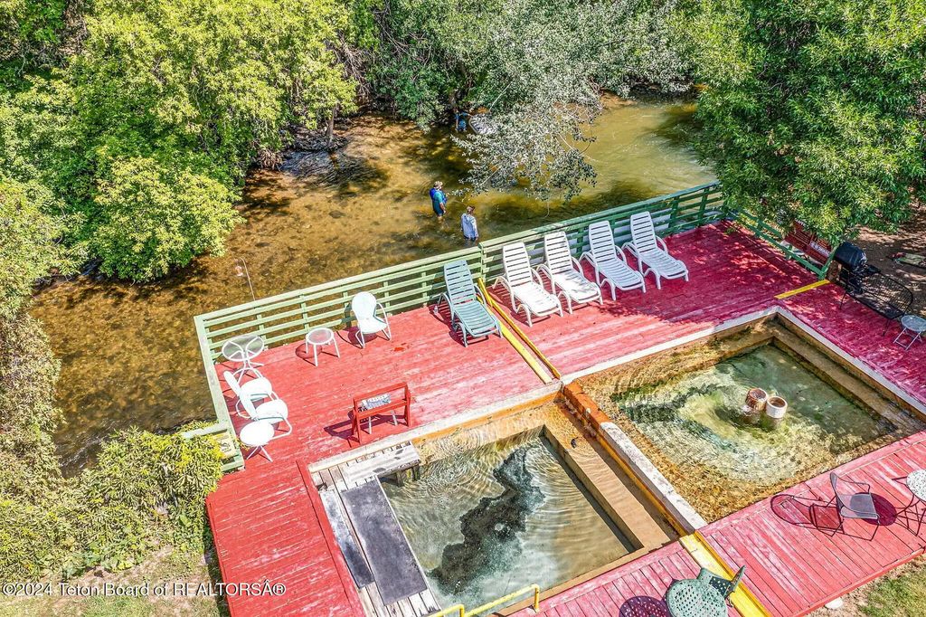 94 N CENTER ST, Lava Hot Springs, ID 83246 photo 9