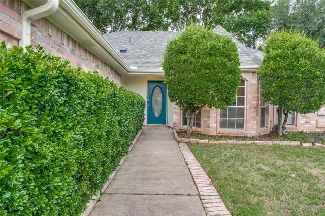 349 College Street S, Keller, TX 76248