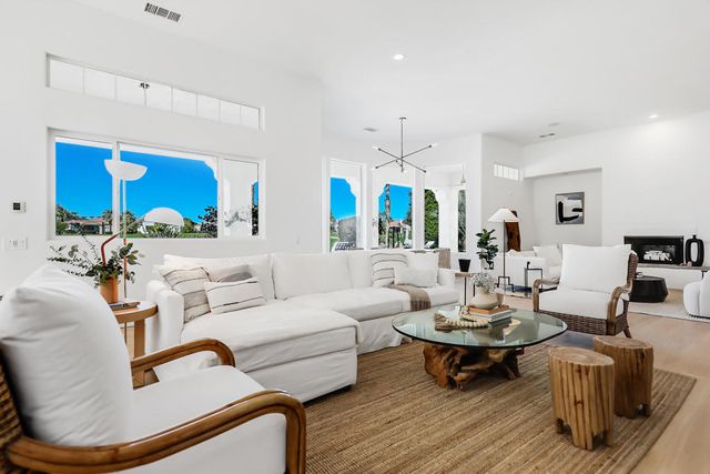 51075 Marbella Court, La Quinta, CA 92253