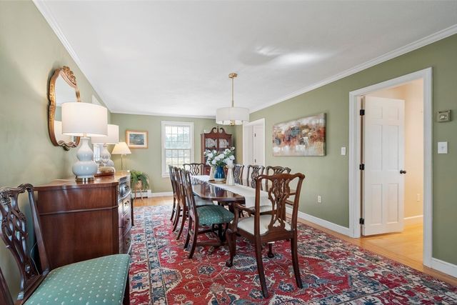 1 Carlton Dr, Acton, MA 01720