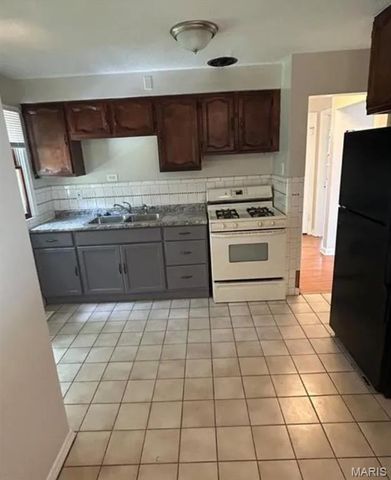 1207 Bakewell, Bellefontaine Nghbrs, MO 63137