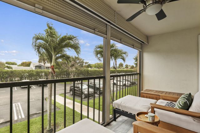 629 Sea Pine Way D2, Greenacres, FL 33415