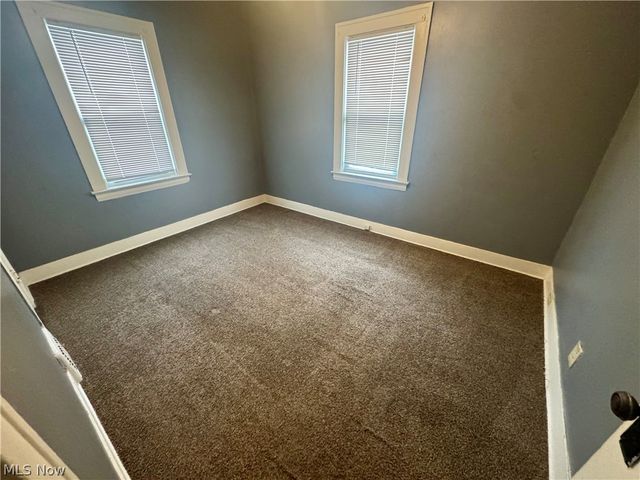 839 Lecona Road, Cleveland Heights, OH 44121