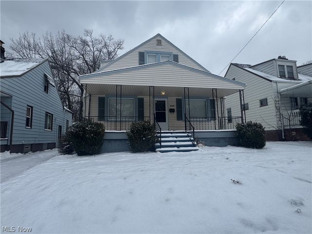 839 Lecona Road, Cleveland Heights, OH 44121