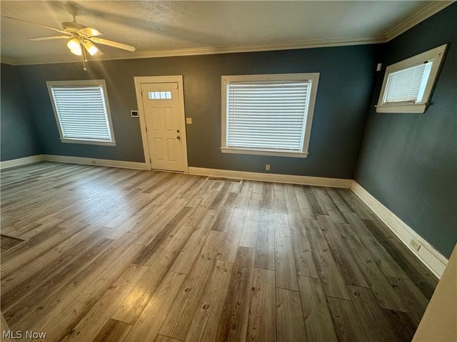 839 Lecona Road, Cleveland Heights, OH 44121