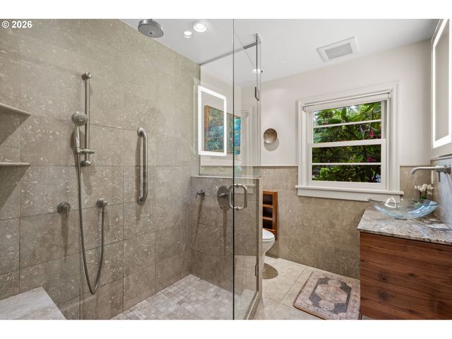 6544 Se 36TH Ave, Portland, OR 97202