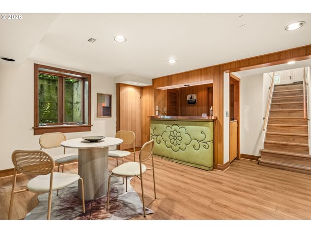 6544 Se 36TH Ave, Portland, OR 97202