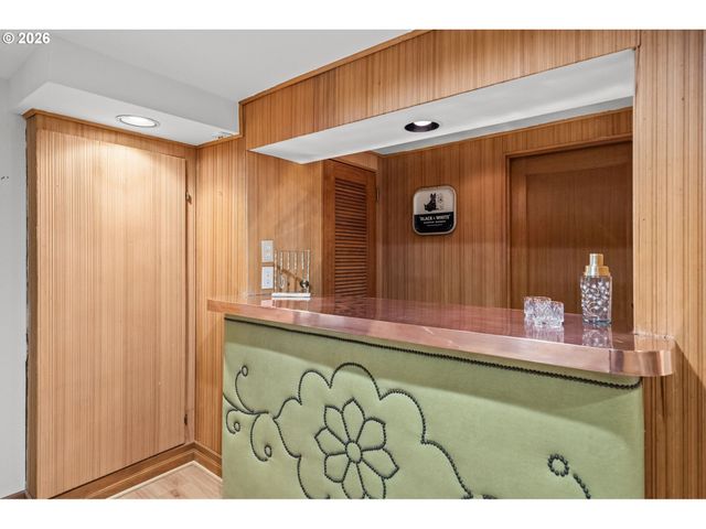 6544 Se 36TH Ave, Portland, OR 97202