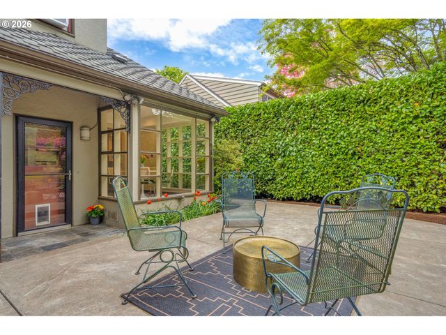 6544 Se 36TH Ave, Portland, OR 97202