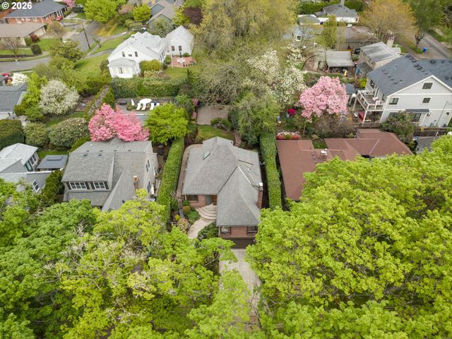 6544 Se 36TH Ave, Portland, OR 97202