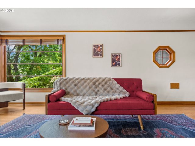 6544 Se 36TH Ave, Portland, OR 97202