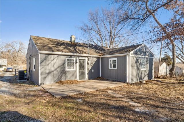 3615 Dover Street, Kansas City, KS 66106