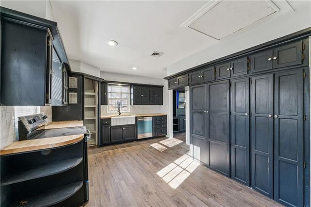 3615 Dover Street, Kansas City, KS 66106