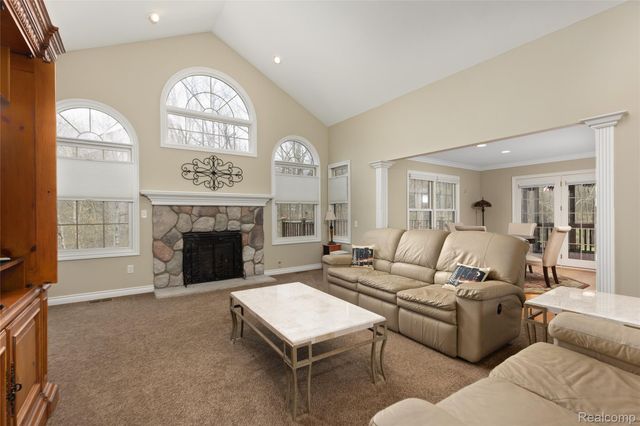 1520 Houghton Trail, Groveland Township, MI 48462