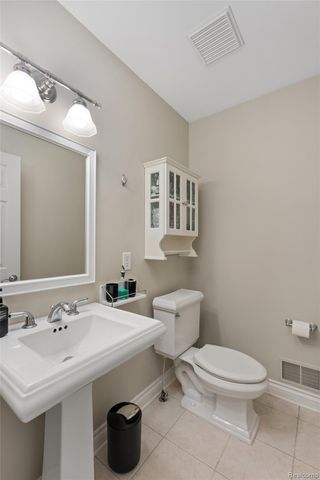 1520 Houghton Trail, Groveland Township, MI 48462