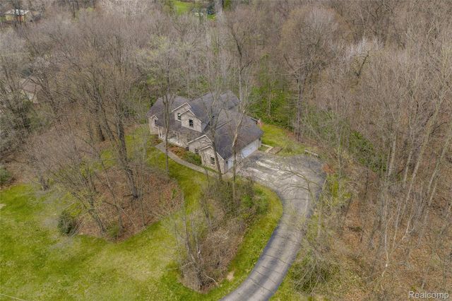 1520 Houghton Trail, Groveland Township, MI 48462