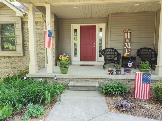 1520 Houghton Trail, Groveland Township, MI 48462