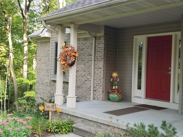 1520 Houghton Trail, Groveland Township, MI 48462
