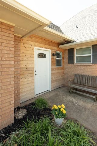 2014 E Canadian Court Terrace, Mustang, OK 73064