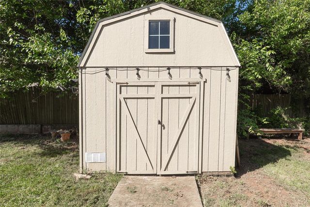 2014 E Canadian Court Terrace, Mustang, OK 73064