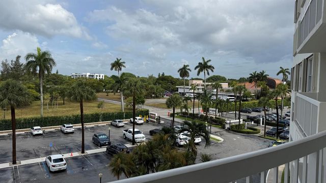 2600 N Flagler Drive 413, West Palm Beach, FL 33407