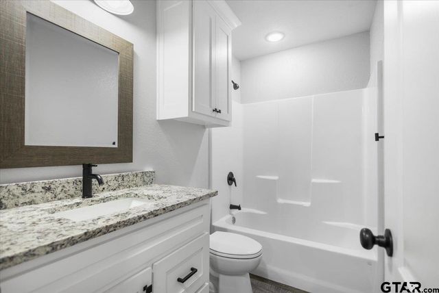 19025 County Road 484, Mineola, TX 75773