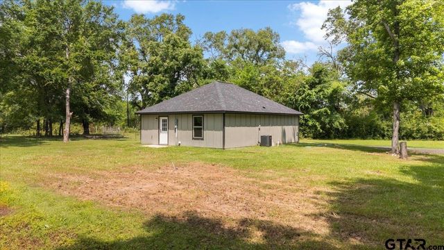 19025 County Road 484, Mineola, TX 75773