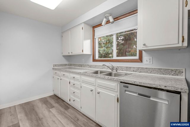 1586 Freeman Ct NE, Keizer, OR 97303