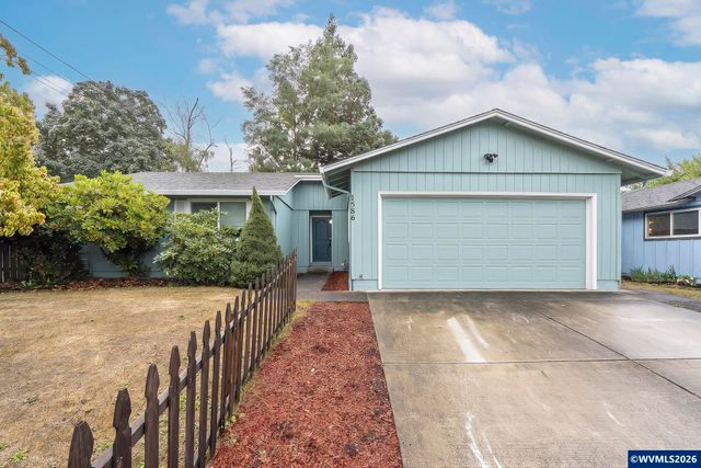 1586 Freeman Ct NE, Keizer, OR 97303