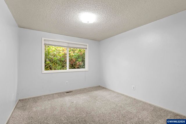 1586 Freeman Ct NE, Keizer, OR 97303