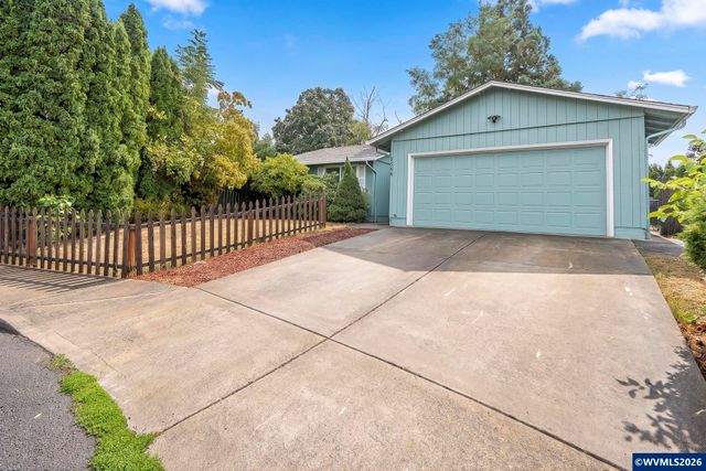 1586 Freeman Ct NE, Keizer, OR 97303