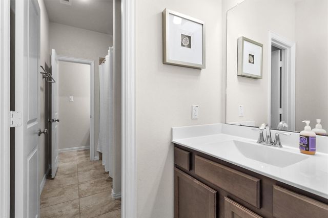 428 Auburn Pines Drive, Montgomery, TX 77316